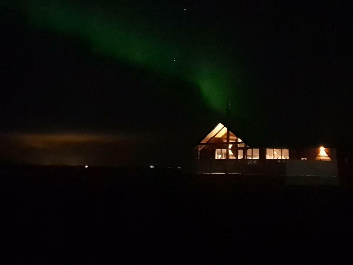 Black Beach Cottage Thorlakshofn Exterior photo